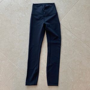 Lululemon Wunder Under leggings
